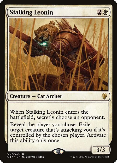 Leonina al acecho